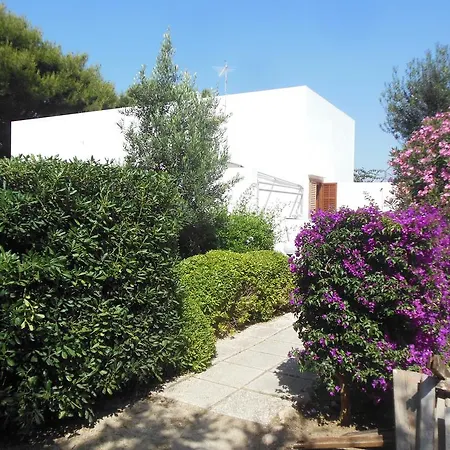 Villa Punta Lunga *
